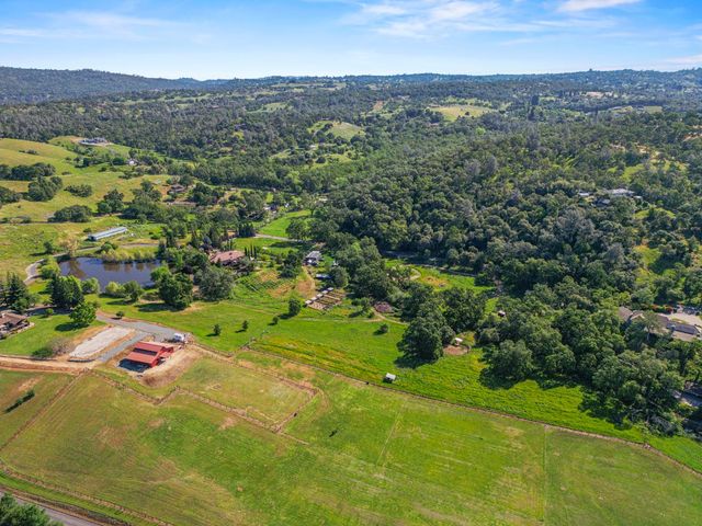 5411 Julietta Pl, Lincoln, CA 95648