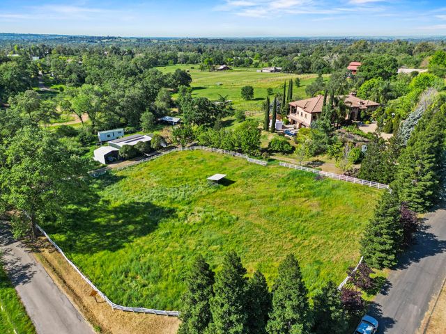 5411 Julietta Pl, Lincoln, CA 95648