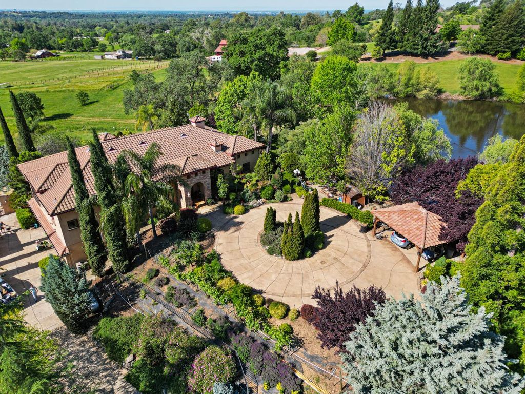 5411 Julietta Pl, Lincoln, CA 95648