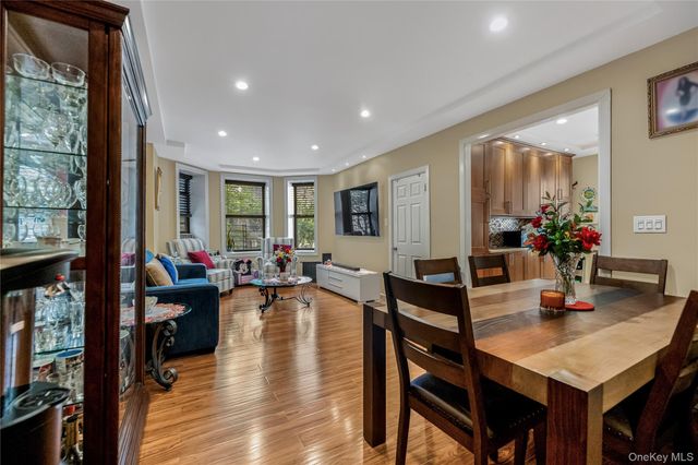 758 Brady Avenue 112, Bronx, NY 10462