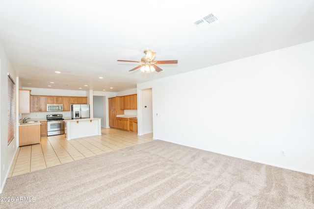 40930 N WILD WEST Trail, Anthem, AZ 85086