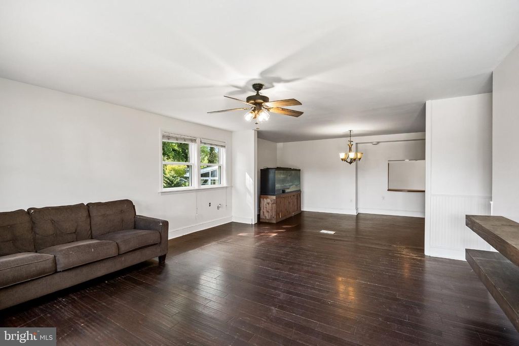429 HUBBS DR, PALMYRA, NJ 08065 — photo 4