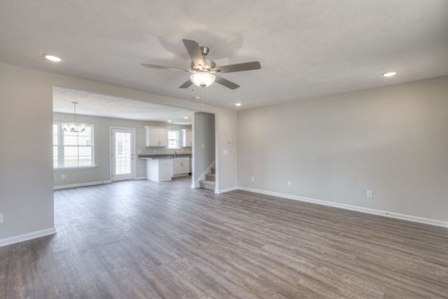 6 Laurel View St, Manchester, TN 37355