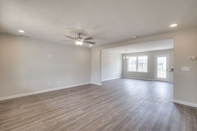 6 Laurel View St, Manchester, TN 37355