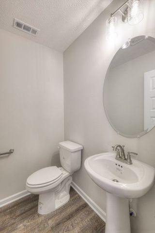 6 Laurel View St, Manchester, TN 37355