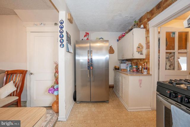 7278 BRADFORD RD, Upper Darby, PA 19082