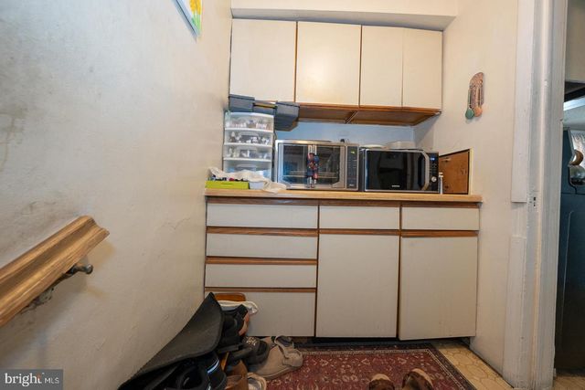 7278 BRADFORD RD, Upper Darby, PA 19082