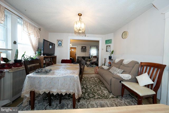 7278 BRADFORD RD, Upper Darby, PA 19082
