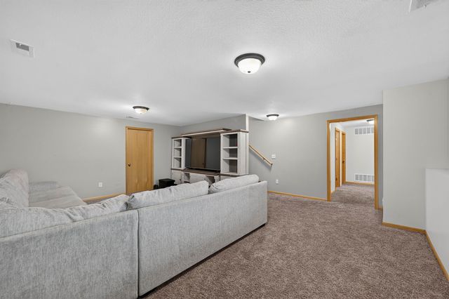 2701 E Kite, Wichita, KS 67219