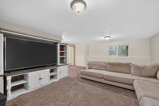 2701 E Kite, Wichita, KS 67219