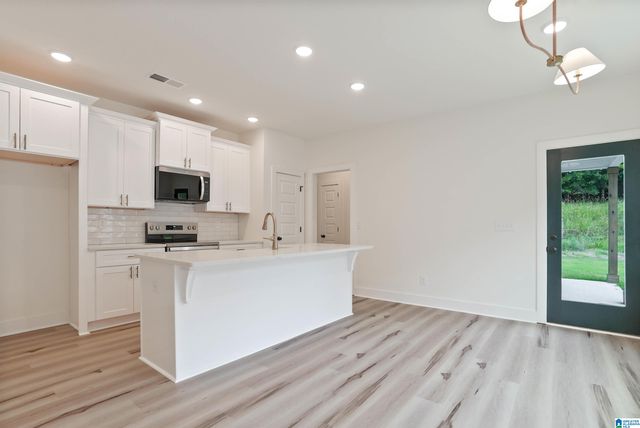 0354 SHILOH CREEK DRIVE, Calera, AL 35040