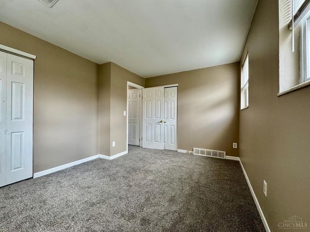 3260 Blueacres Drive, Colerain Twp, OH 45239