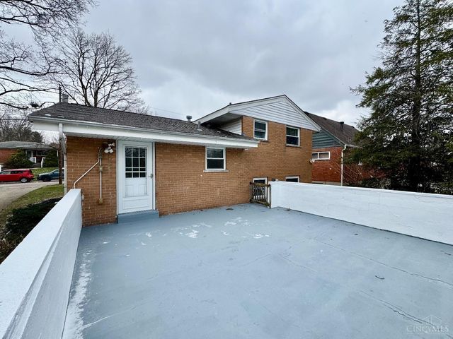 3260 Blueacres Drive, Colerain Twp, OH 45239