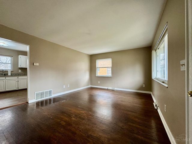 3260 Blueacres Drive, Colerain Twp, OH 45239