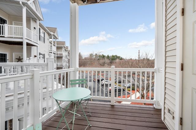 21 Hampshire Rd 306, Methuen, MA 01844