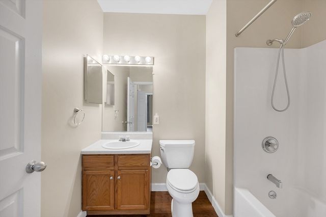 21 Hampshire Rd 306, Methuen, MA 01844