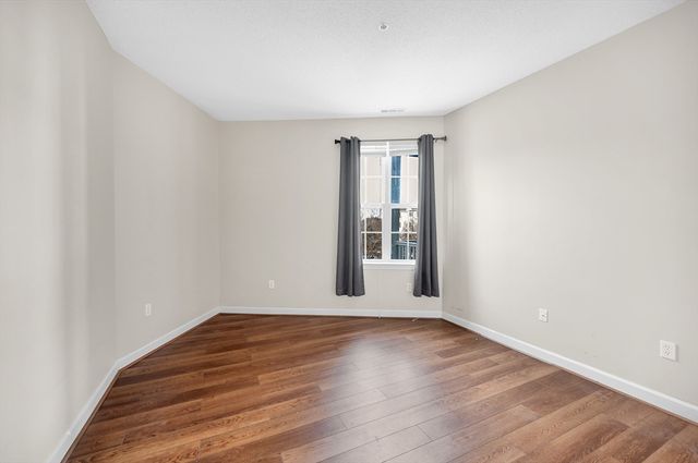 21 Hampshire Rd 306, Methuen, MA 01844