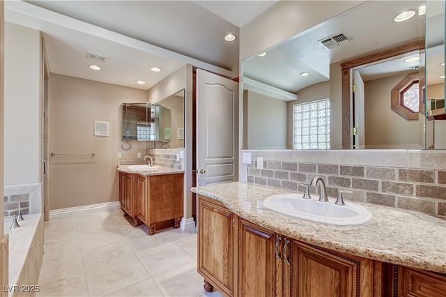 5520 Mount Diablo Drive, Las Vegas, NV 89118