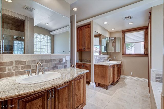 5520 Mount Diablo Drive, Las Vegas, NV 89118