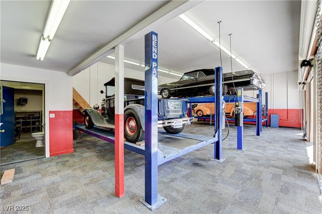 5520 Mount Diablo Drive, Las Vegas, NV 89118