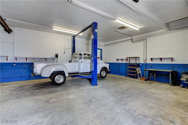 5520 Mount Diablo Drive, Las Vegas, NV 89118