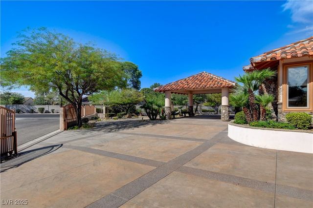 5520 Mount Diablo Drive, Las Vegas, NV 89118