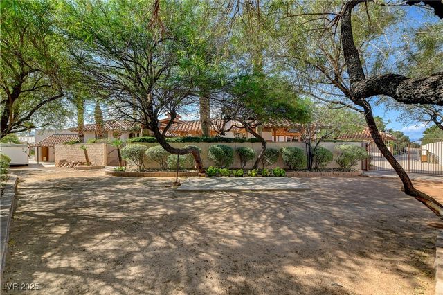 5520 Mount Diablo Drive, Las Vegas, NV 89118