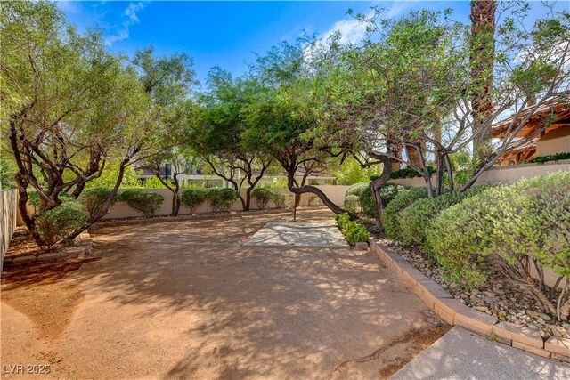 5520 Mount Diablo Drive, Las Vegas, NV 89118