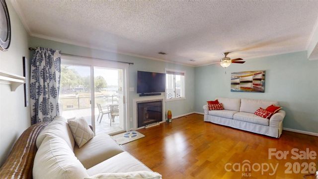 7962 Westcape Drive, Denver, NC 28037