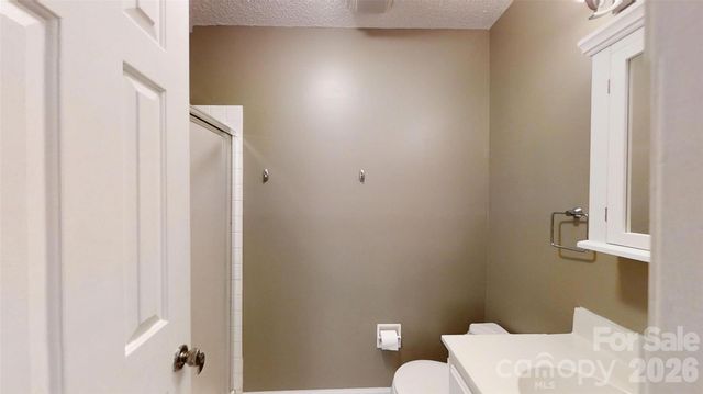 7962 Westcape Drive, Denver, NC 28037