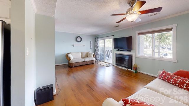 7962 Westcape Drive, Denver, NC 28037