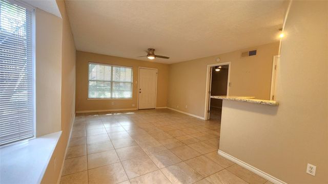 3224 Timmons Lane 129, Houston, TX 77027