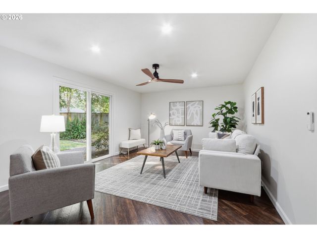 18280 INDIAN CREEK Dr, Lake Oswego, OR 97035