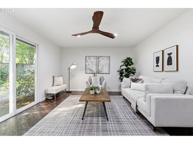 18280 INDIAN CREEK Dr, Lake Oswego, OR 97035