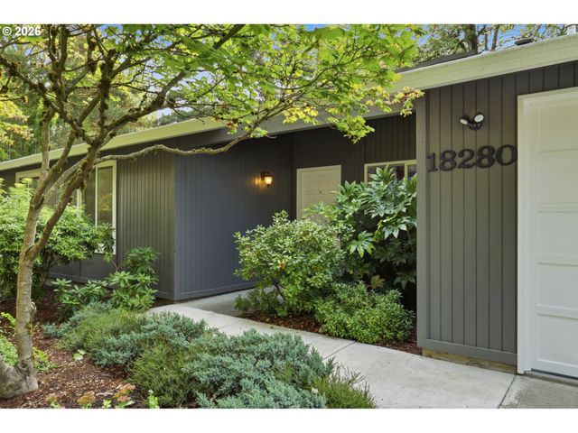 18280 INDIAN CREEK Dr, Lake Oswego, OR 97035