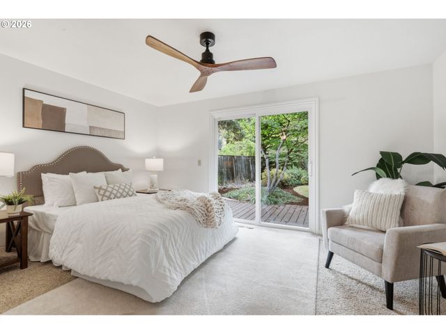 18280 INDIAN CREEK Dr, Lake Oswego, OR 97035