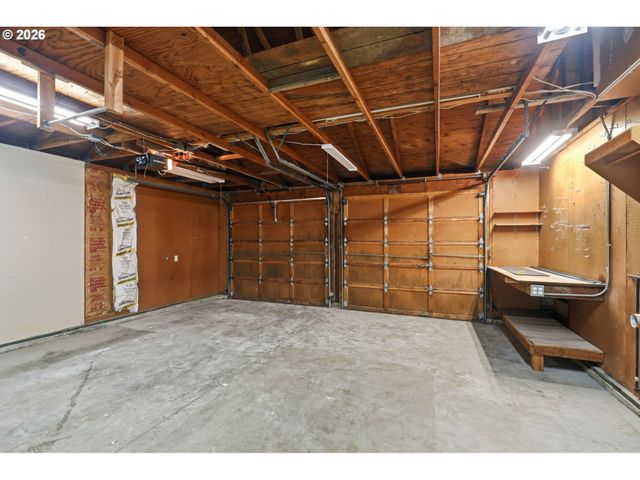 18280 INDIAN CREEK Dr, Lake Oswego, OR 97035