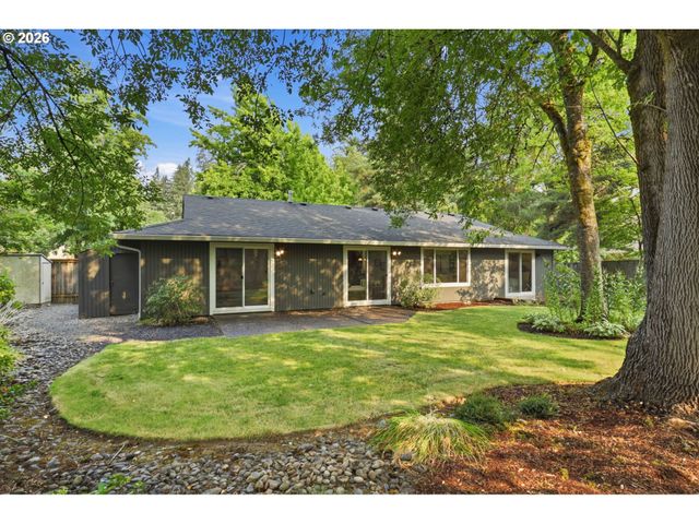 18280 INDIAN CREEK Dr, Lake Oswego, OR 97035