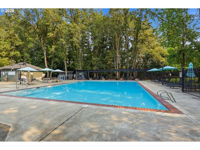 18280 INDIAN CREEK Dr, Lake Oswego, OR 97035