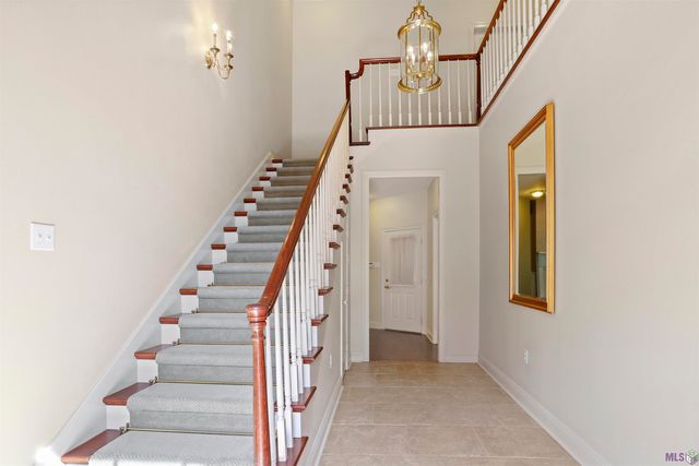 3301 Old Quarter Dr, Baton Rouge, LA 70809