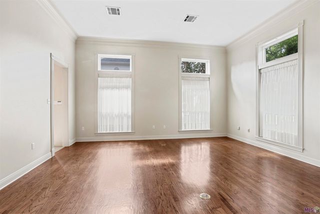 3301 Old Quarter Dr, Baton Rouge, LA 70809