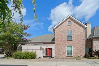 3301 Old Quarter Dr, Baton Rouge, LA 70809