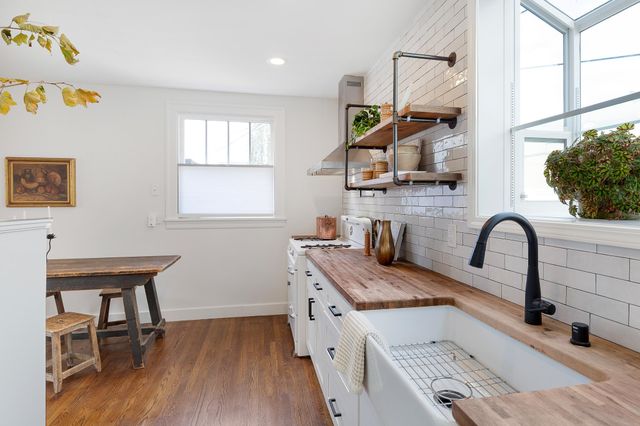 2417 Marti Rae Ct, Alameda, CA 94501