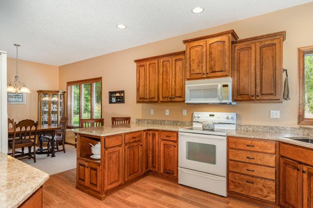 1822 Bohmbach Drive, Red Wing, MN 55066