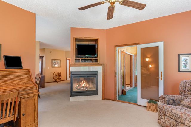 1822 Bohmbach Drive, Red Wing, MN 55066