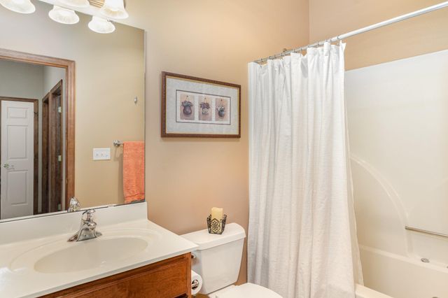 1822 Bohmbach Drive, Red Wing, MN 55066