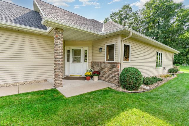 1822 Bohmbach Drive, Red Wing, MN 55066