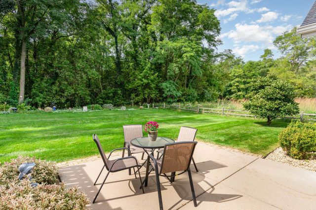 1822 Bohmbach Drive, Red Wing, MN 55066