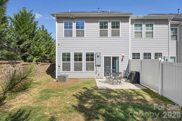729 Little Bluestem Drive, Clover, SC 29710