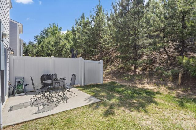 729 Little Bluestem Drive, Clover, SC 29710